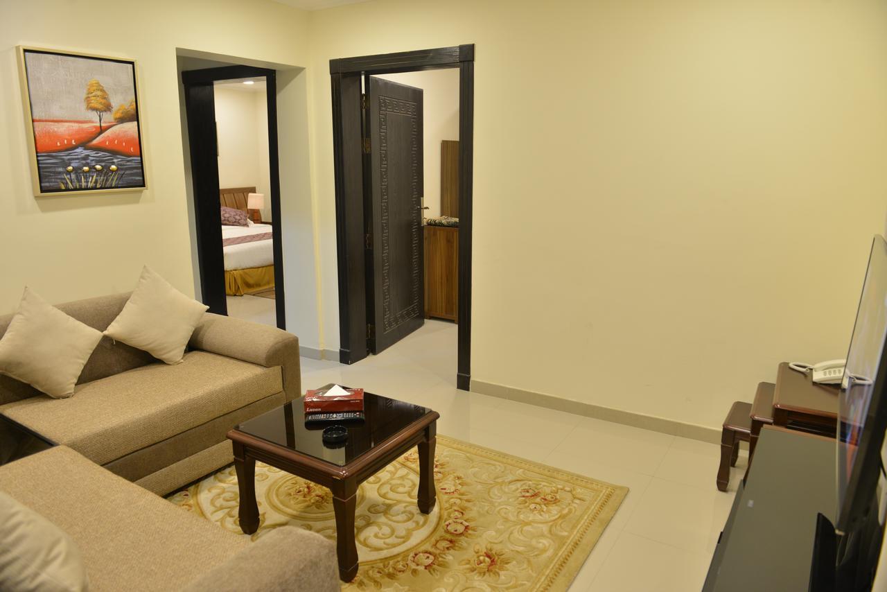 The First Tower Hotel Al Al Jubail エクステリア 写真