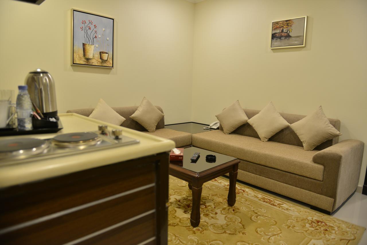 The First Tower Hotel Al Al Jubail エクステリア 写真