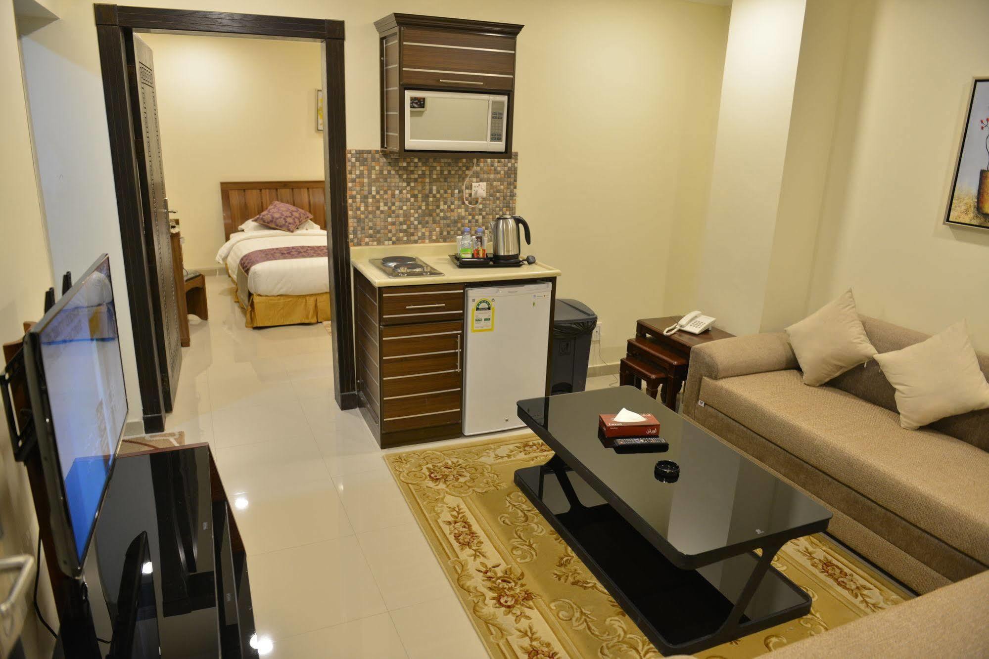 The First Tower Hotel Al Al Jubail エクステリア 写真