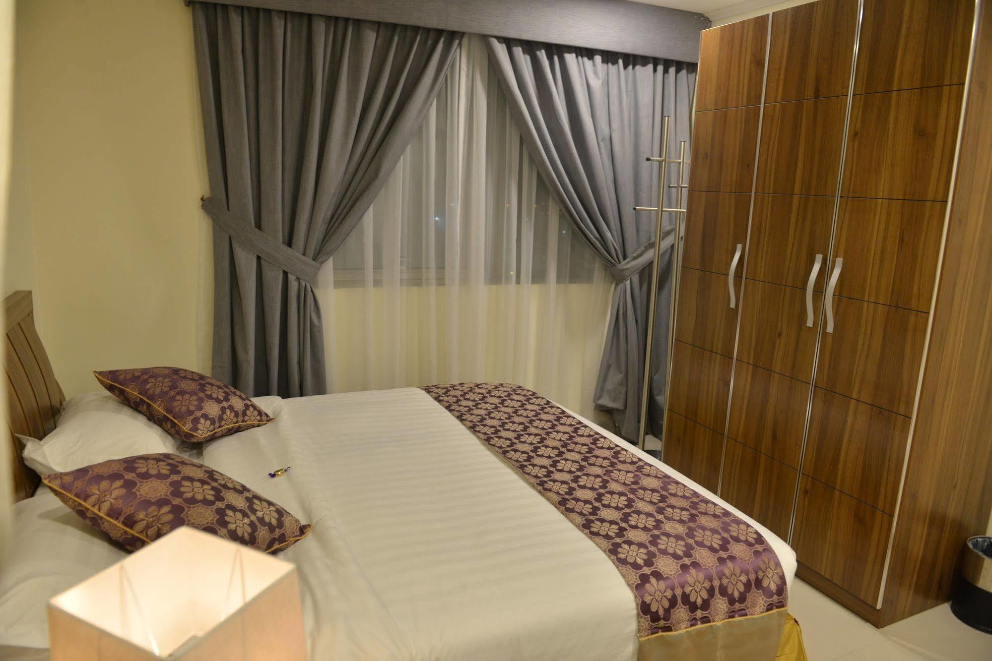 The First Tower Hotel Al Al Jubail エクステリア 写真